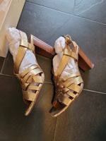 Sézane Sandalen, goldig, Gr. 39, perfekt für den Sommer!
