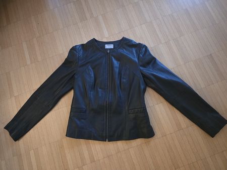 Schwarze Echt Lederjacke, Grösse 40, Maddison top!