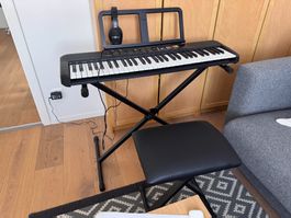 Yamaha PSR-F52 Keyboard Komplett-Set (inkl. Ständer, Hocker