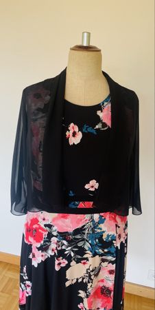 Elegantes Sommerkleid