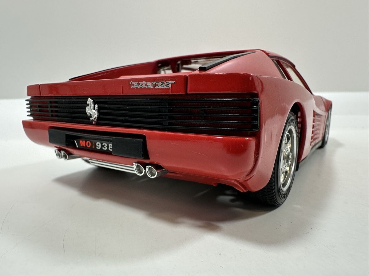 Bburago Modellini d'auto: Ferrari Testarossa 1:18, rot, BBURAGO – Usato da Zofingen venduto da rf9_x2xt 4
