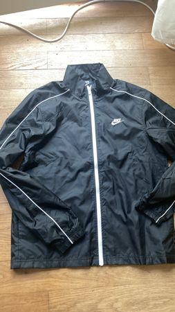 Nikejacke Gr M