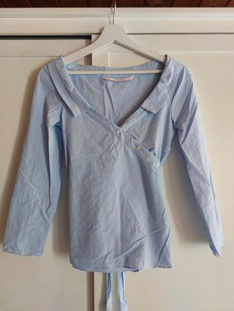Zara Bluse, Gr. XS/S, Hellblau, Wickeloptik, Sommerlich!