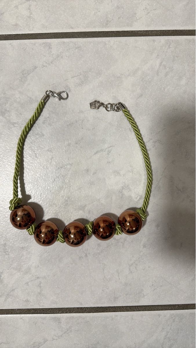 Catenine: Unique Beaded Bracelet with Cupcake Charm - Great Gift! – Usato da Effretikon venduto da lio_gjr8