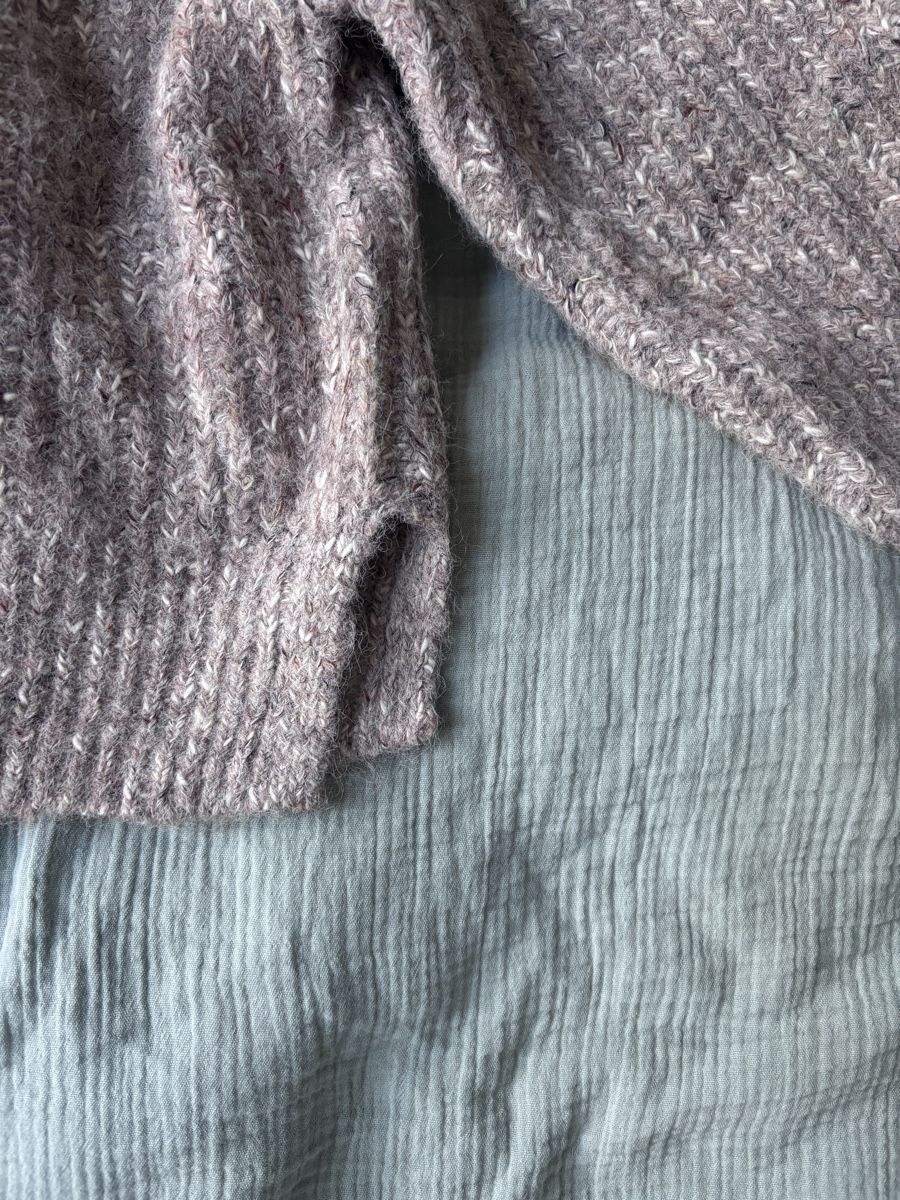Urban Outfitters Maglioni & Felpe: Pullover von Urban Outfitters, Gr. M – Nuovo (secondo la descrizione) da Seuzach venduto da len_6mrv 1