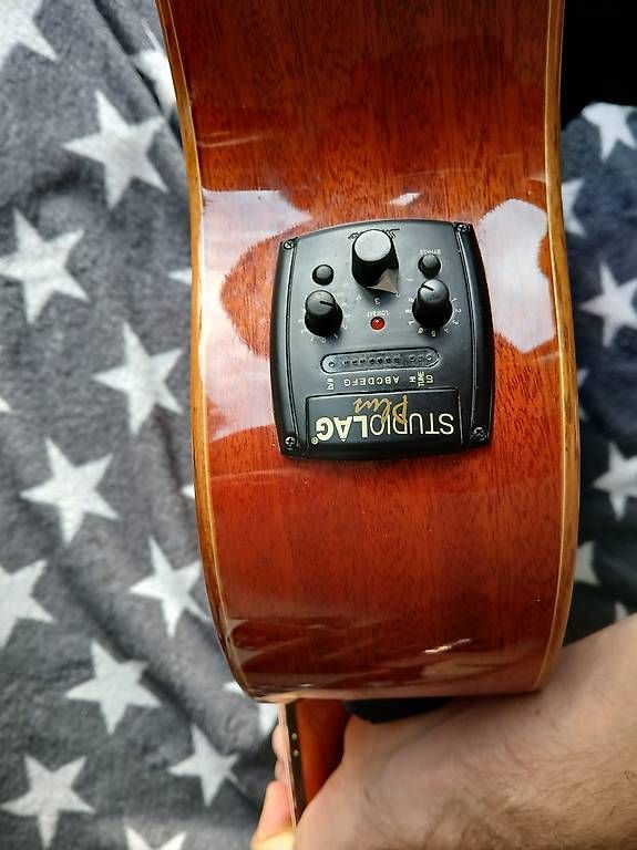 Strumenti musicali: Lag Tramontane T200ace électro-acoustique – Usato da Brot-Plamboz venduto da baggiins 1