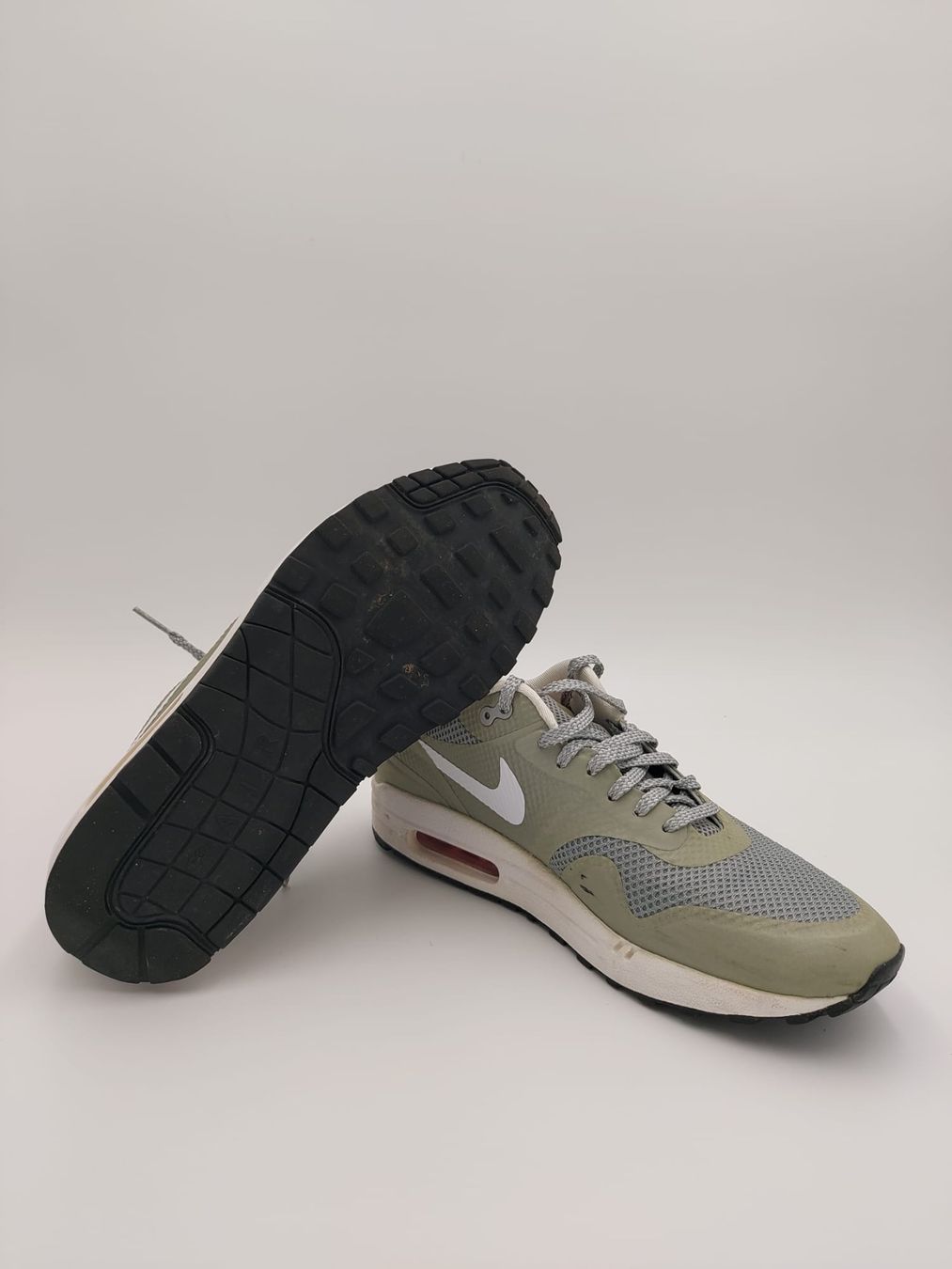 Nike Scarpe da uomo: Air Max 1 Fuse matte silver – Usato da Widnau venduto da Streetclothing 1
