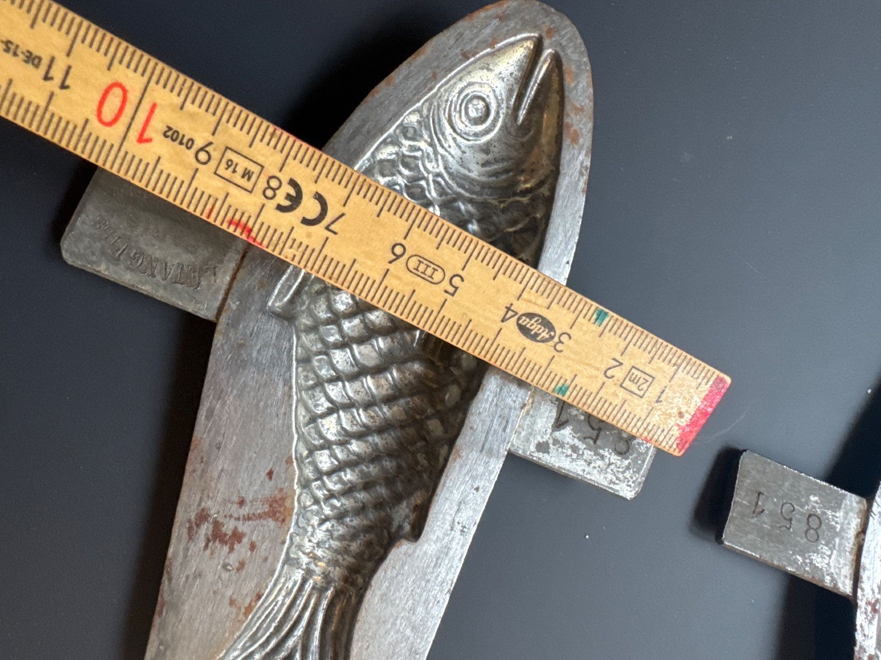 Teglie da forno: Moule chocolat schokoladenform poisson 12cm – Usato da Lajoux JU venduto da Briard0 3