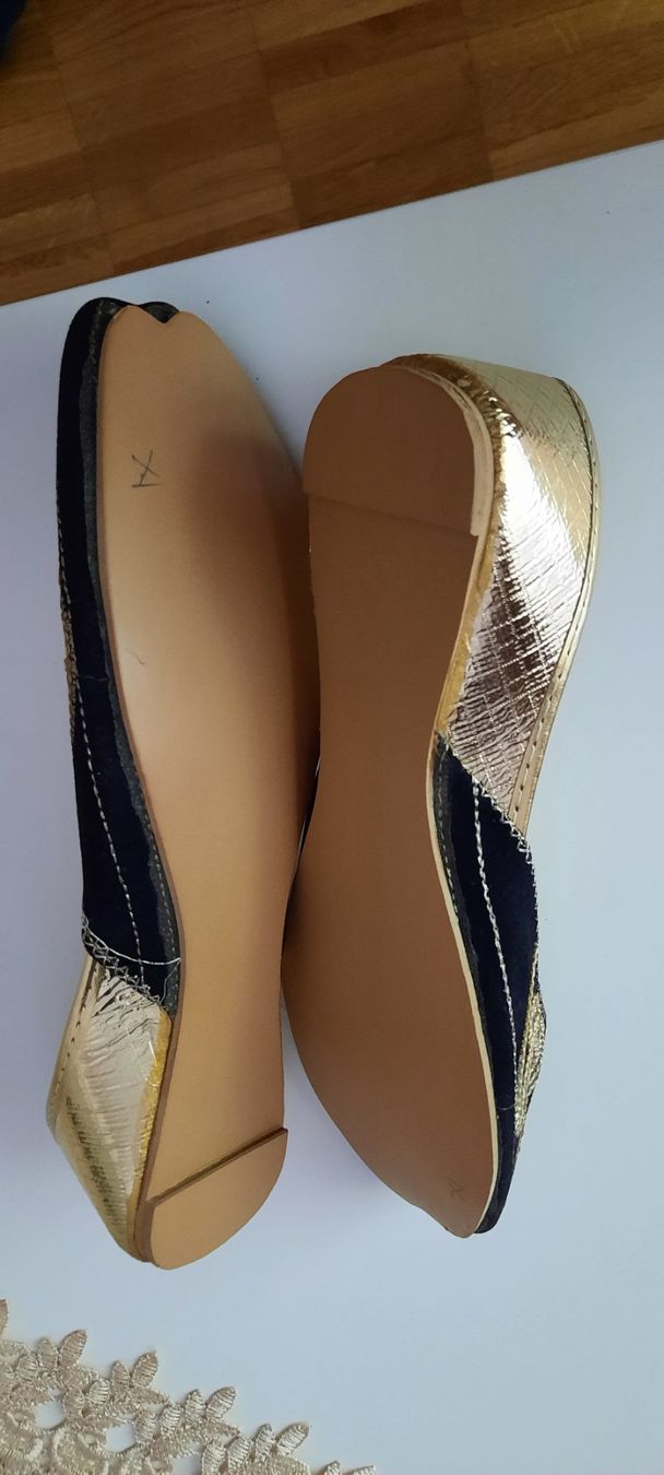 Scarpe da donna: Chaussure femme – Nuovo (secondo la descrizione) da Lausanne venduto da DubiLetto 1