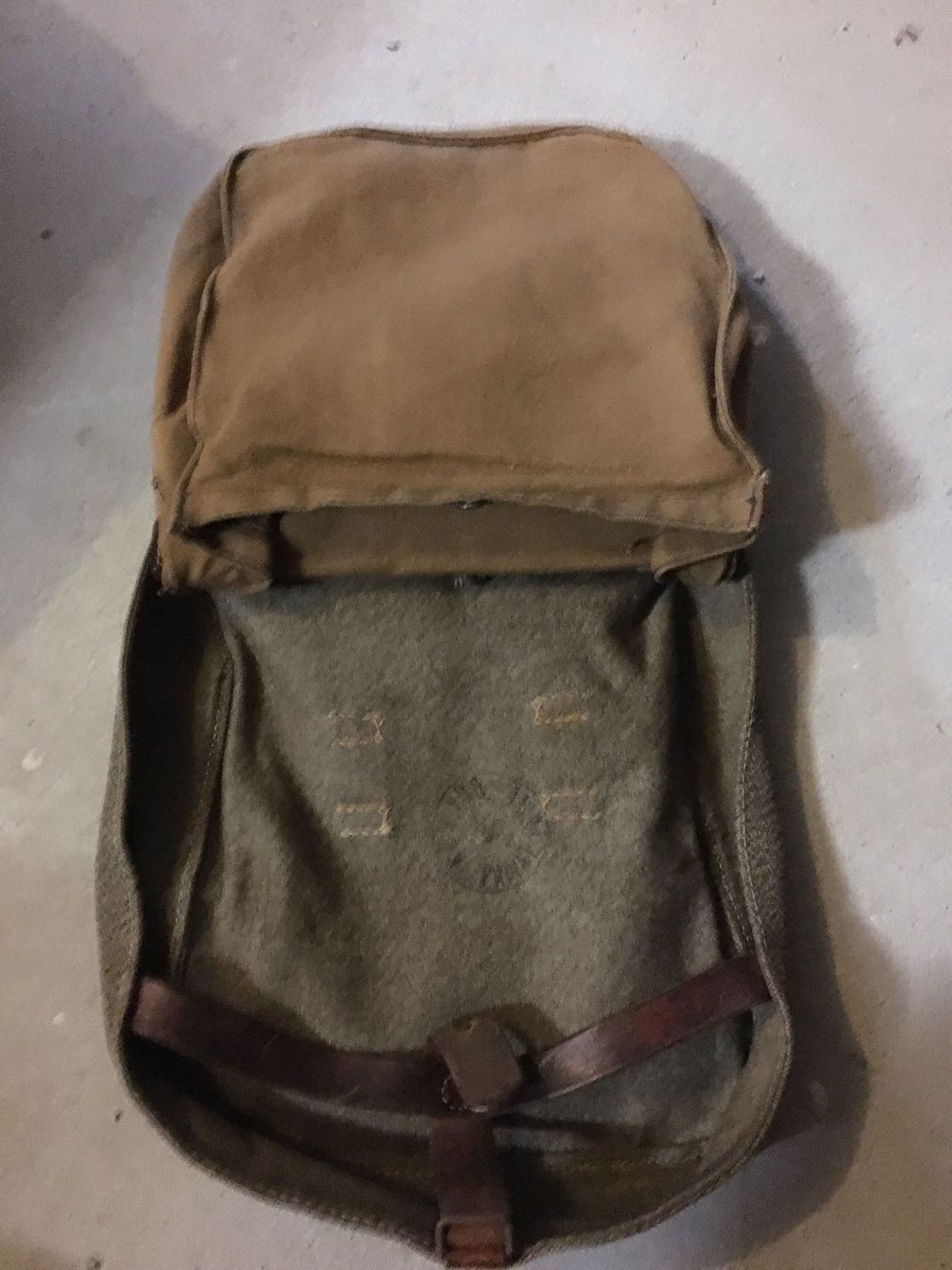 Schweizer Armee Borse: Schweizer Armee Brotsack 1940 – Usato da Benken SG venduto da tame_impala 1