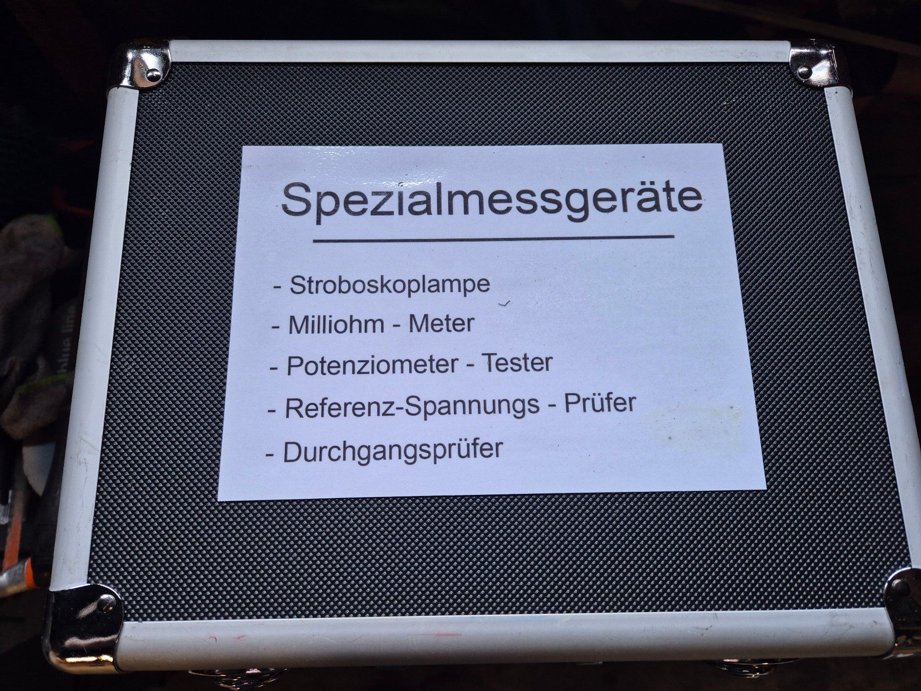 Misurare: Elektronische Spezialmessgeräte KFZ – Usato da Sta. Maria V. M. venduto da Ente_21
