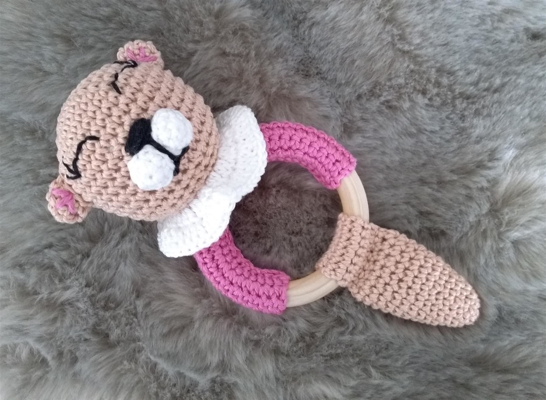 Giocattoli: Otterbaby-Rassel_23 – Nuovo e nell'imballaggio originale da Romanshorn venduto da Octa27