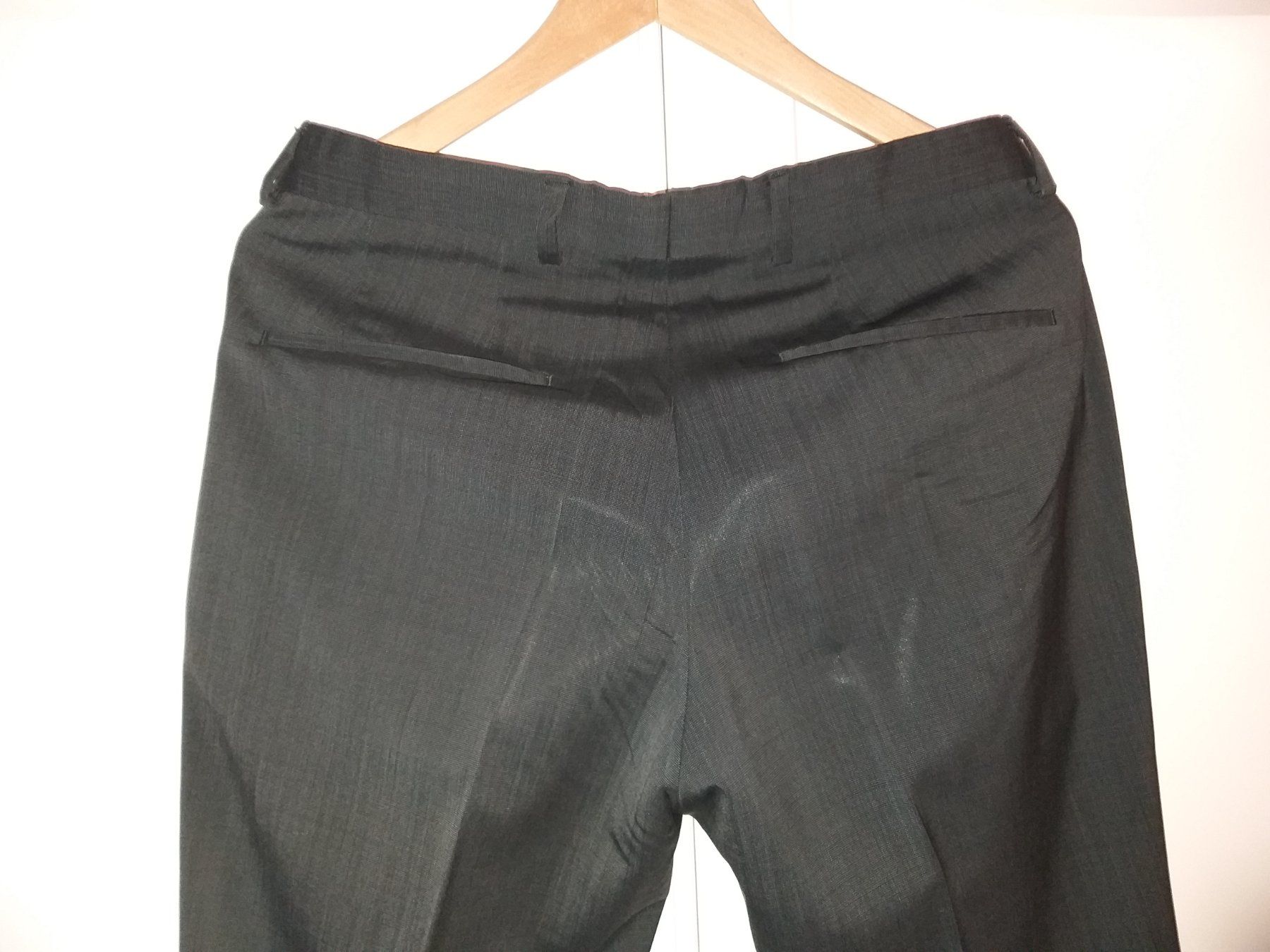 Hugo Boss Completi: Costume/Anzug HUGO BOSS     Taille/Grosse 46 – Usato da Cossonay-ville venduto da Super-Price-Quality 6