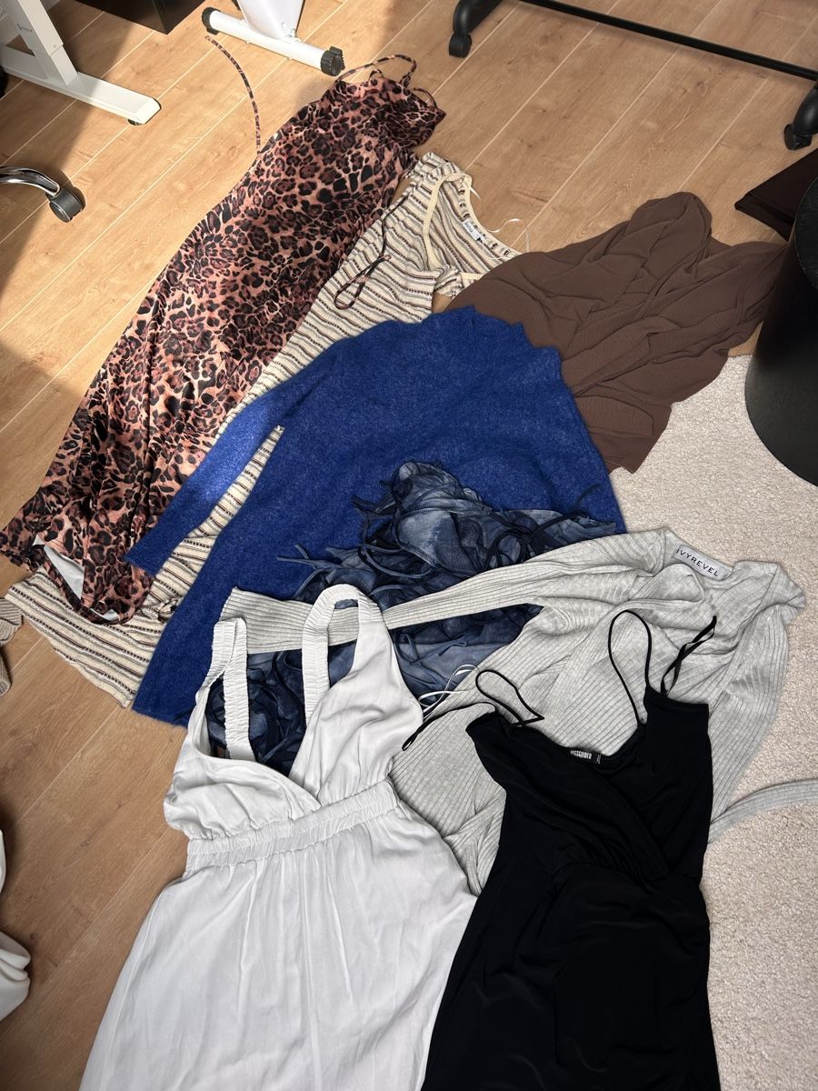 Lotti di vestiti: Kleiderpaket damen – Nuovo (secondo la descrizione) da Roggwil BE venduto da Fin_96