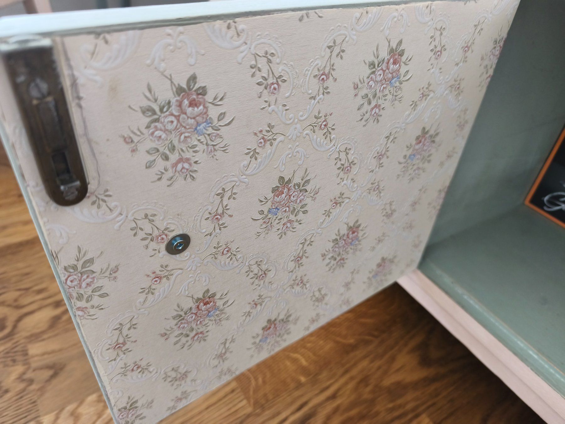 Kommoden: Retro Kommode shabby chic puderrosa – Gebraucht aus Zürich von Jul69 9