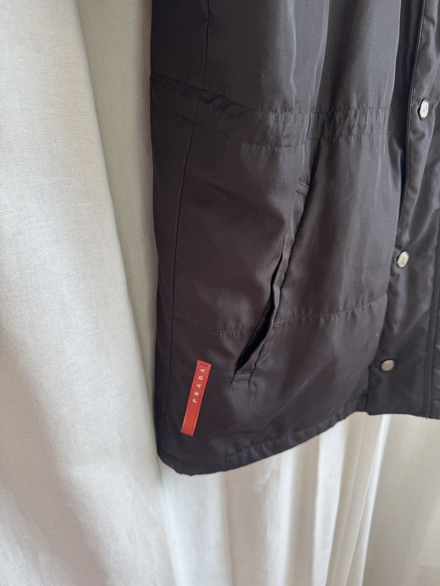 Prada Giacche: Prada Jacke, Vintage Linea Rossa, Grösse M – Usato da Zürich venduto da gabbergabber 1
