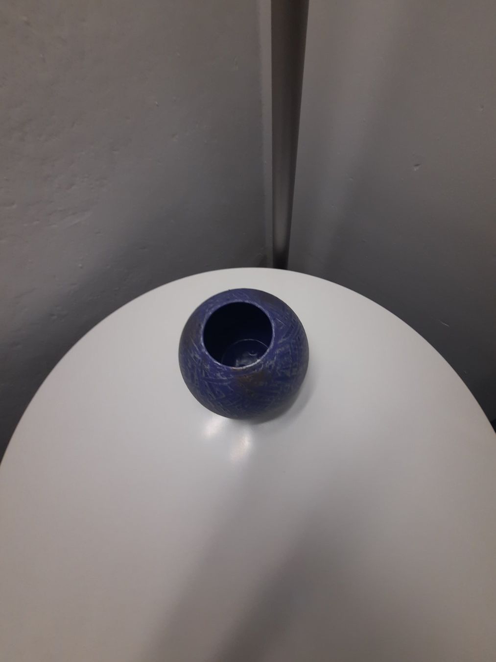 Vasi & Recipienti: runde viollete Vase – Usato da Zürich venduto da ONVA-RE-USE 1