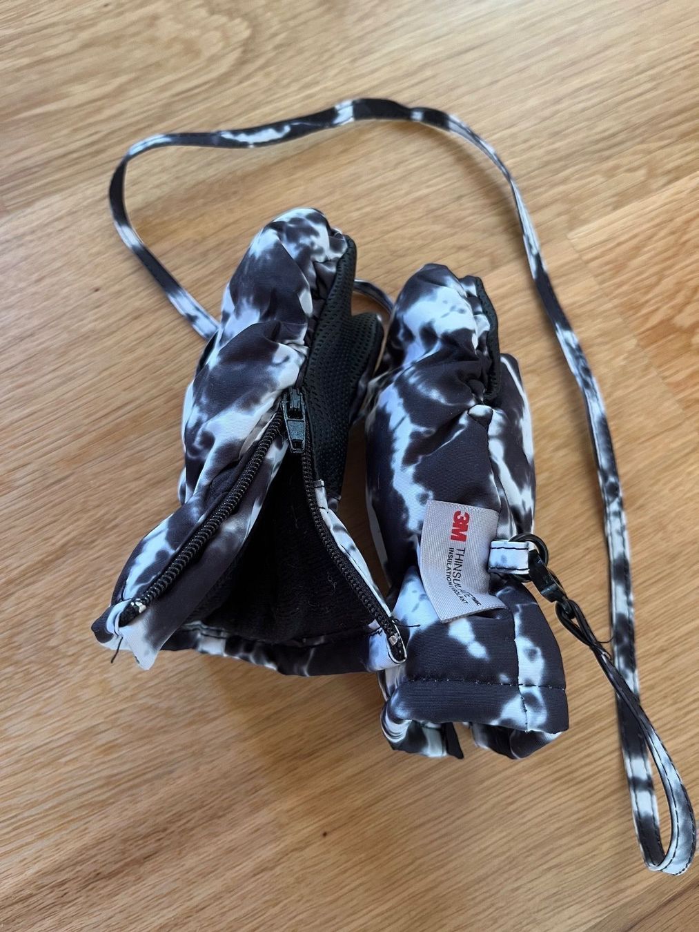 Guanti: Baby Handschuhe Gr. 6-12 mt – Nuovo (secondo la descrizione) da Interlaken venduto da fbnscl 1