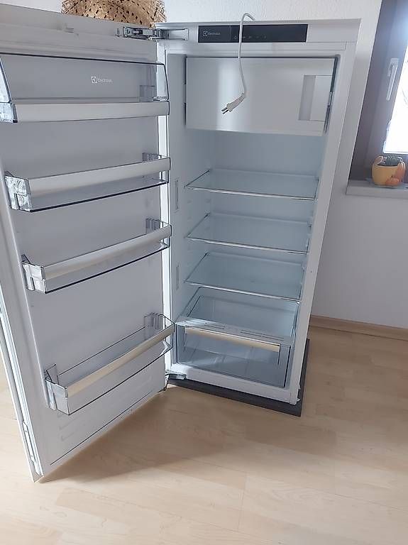Frigoriferi: Elektolux Einbau Kühlschrank – Usato da LENZBURG venduto da landi2012