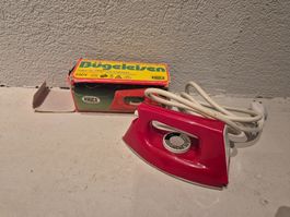 Elektrisches Bügeleisen Rauco, antik