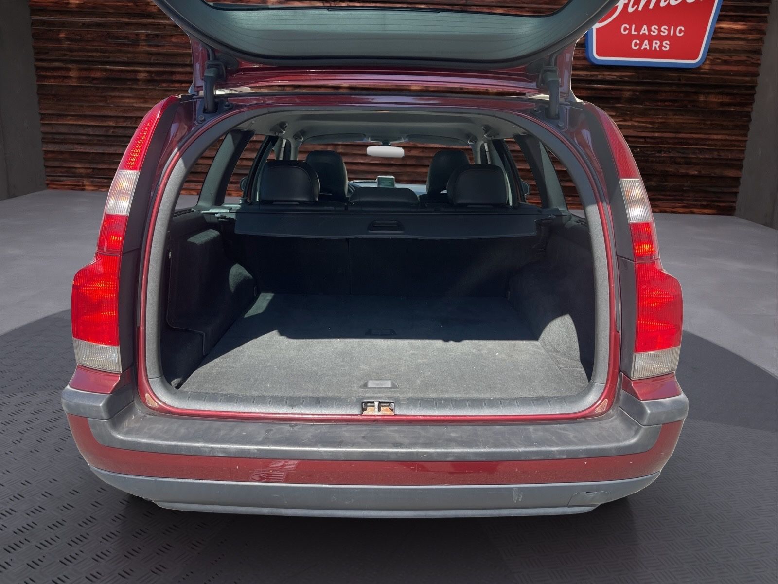 Volvo Automobili: VOLVO V70 2.4T - ab MFK! – Usato da Au SG venduto da Simeon-Cars 8