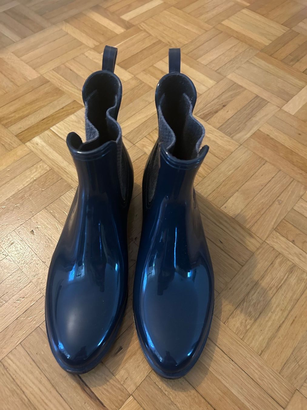 Navyboot Damenschuhe: Kurze Gummistiefel Navyboot Gr. 39 Navyblau – Gebraucht aus Kloten von nat_2x5p 2