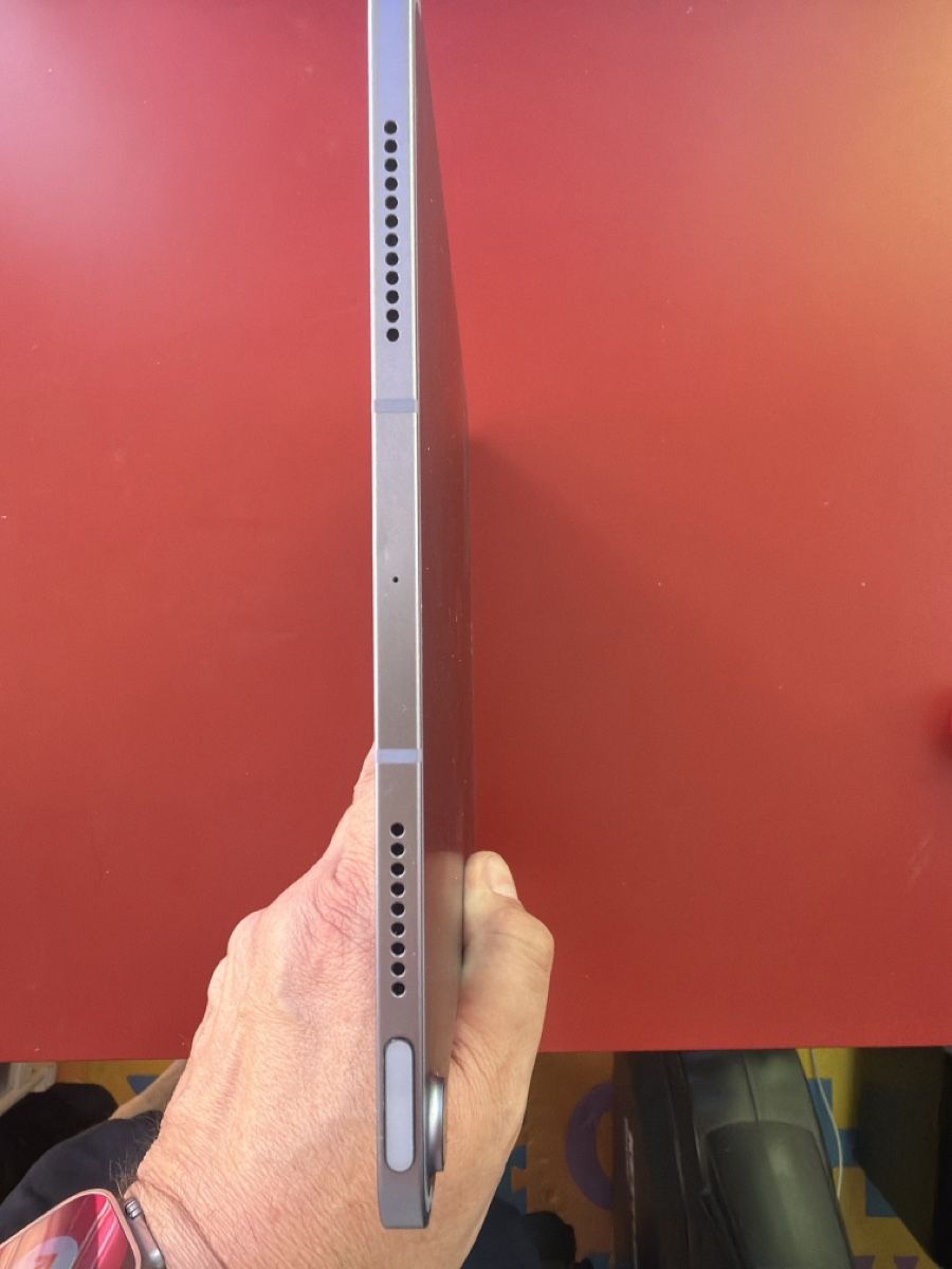 Apple Tablet PC: Apple iPad Air M 256 GB Wifi und Cellular TOP – Gebraucht aus Biberist von Moma7 4