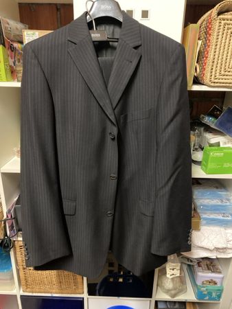 Completo uomo Hugo Boss lana vergine!