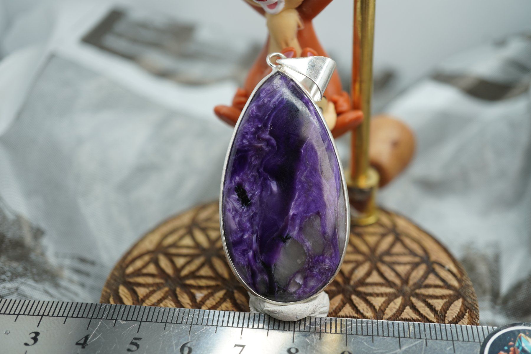 Minerali & Pietre curative: Charoit Top  Anhänger     ab  10.-   Auktion – Nuovo e nell'imballaggio originale da Eschenbach SG venduto da topstone 3