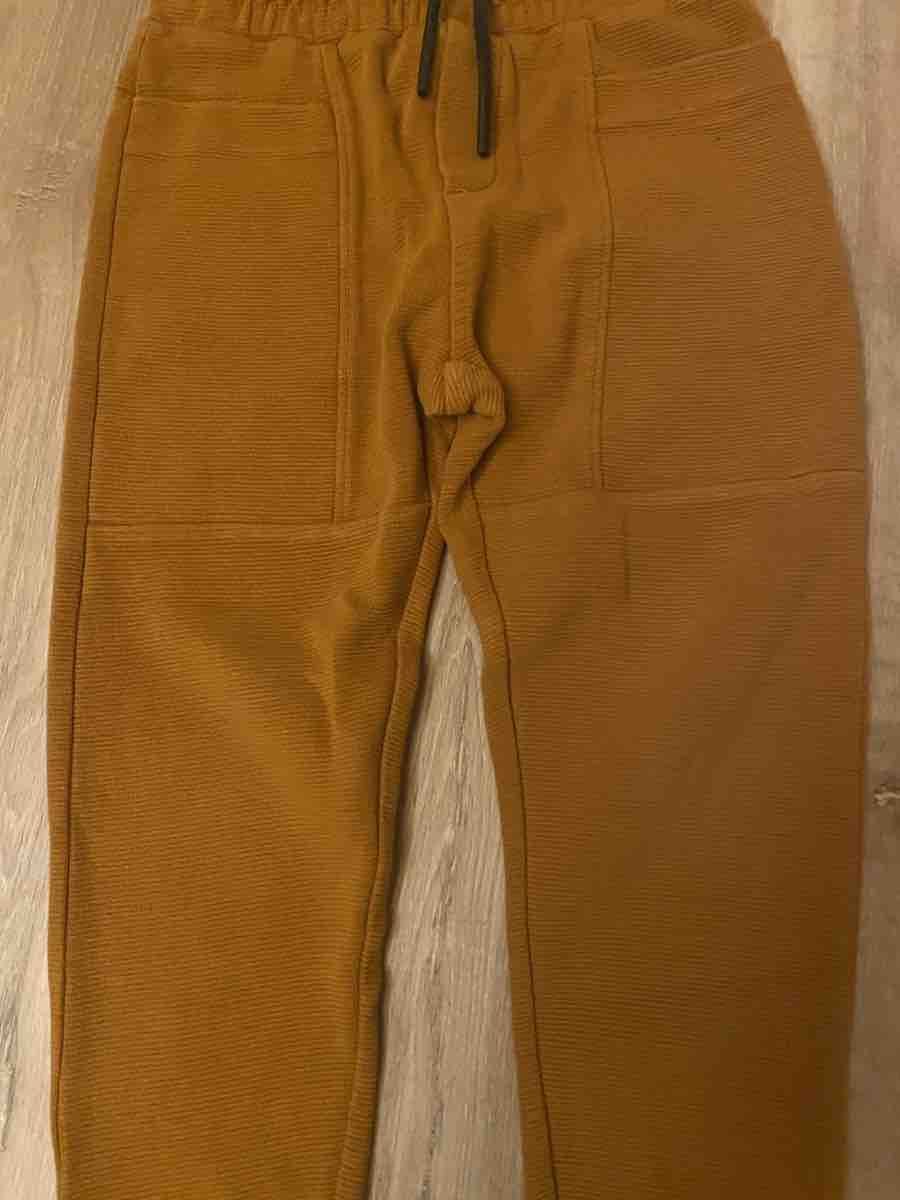 Hosen: Jogging taille 128 cm – Neu (gemäss Beschreibung) aus Chamoson von Pince26 1