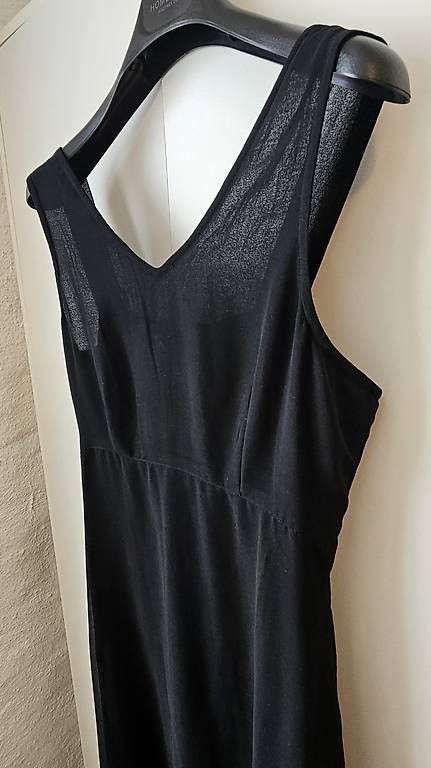 Vestiti: Black cotton dress 38 – Usato da Basel venduto da kai_2d7g