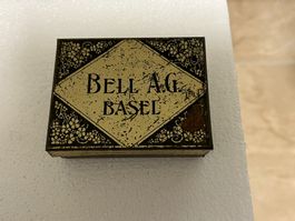 Basel Dose, antike Blech-Metall-Dose von Bell (Food ?) AG
