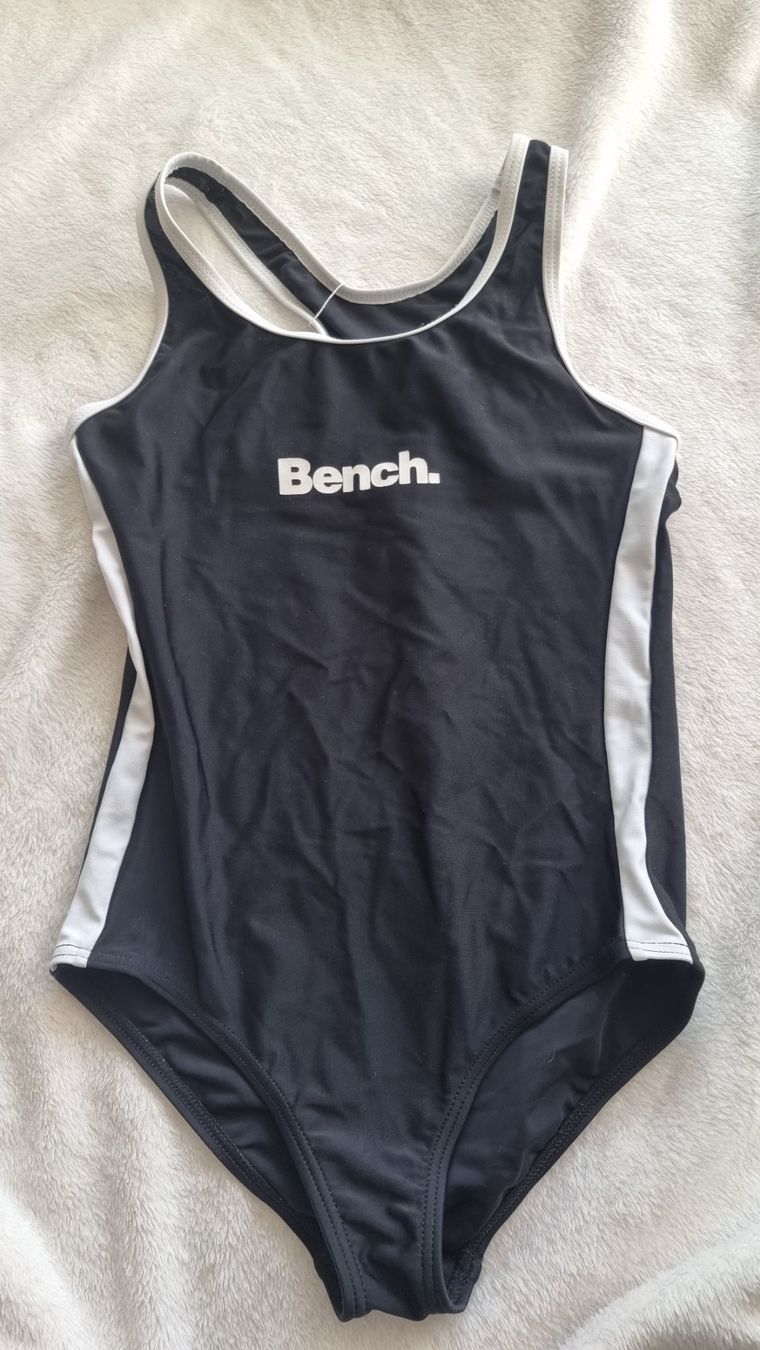 Bench Costumi da bagno & Bikini: Gut erhaltenes Badekleid von Bench Gr. 152 – Usato da Möriken AG venduto da Wipper