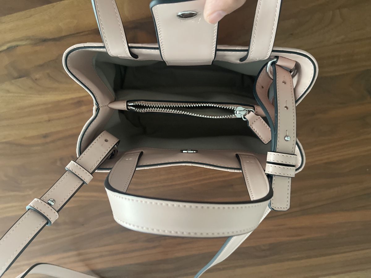 Armani Borse da donna: Armani Exchange Damenhandtasche Neu – Nuovo e nell'imballaggio originale da Adliswil venduto da JadrankaR 1