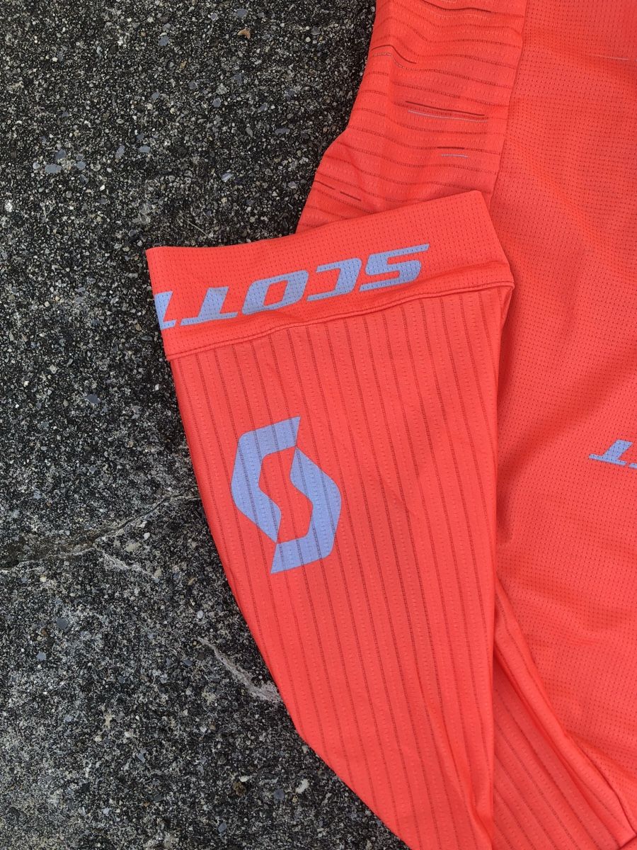 Scott Maillots de corps & Pantalons: Scott Cycling Shirt – D'occasion à Fribourg par ann_l9b7 3