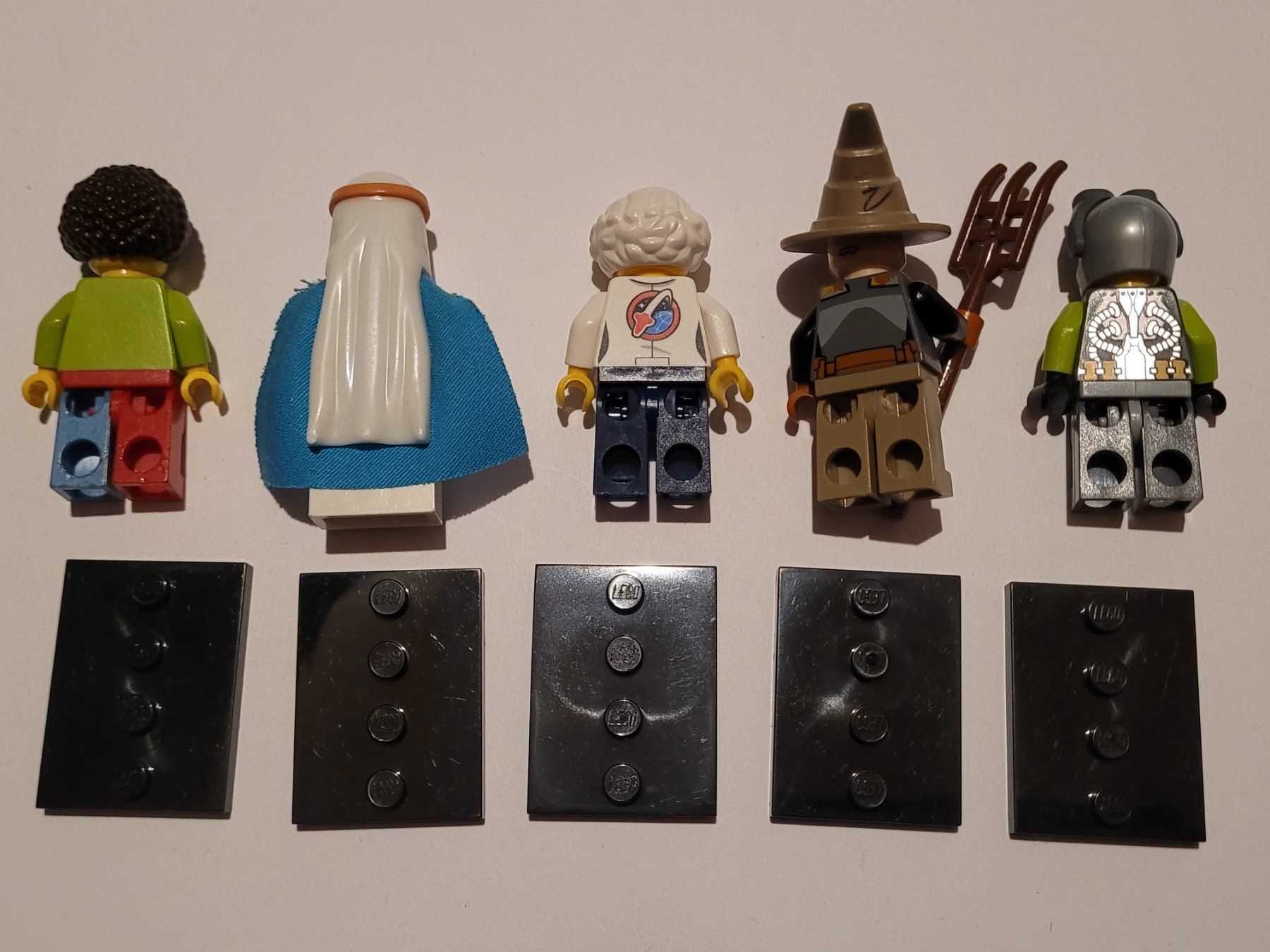 Lego Kit di costruzioni: 5 Lego minifiguren series – Usato da La Tour-de-Peilz venduto da estelle69 1