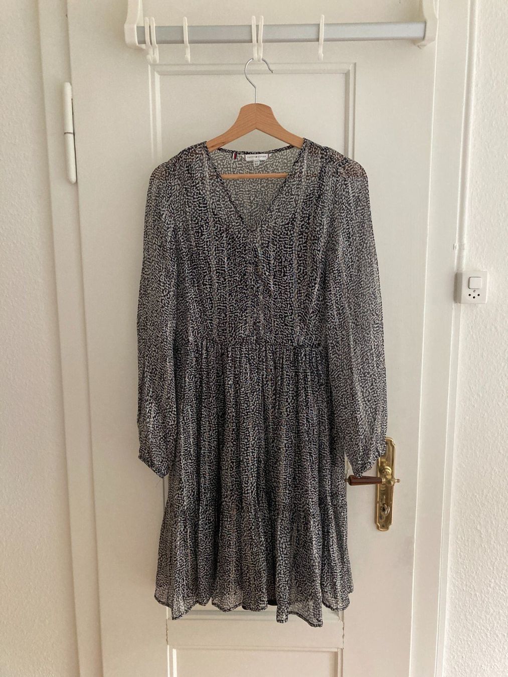 Tommy Hilfiger Kleider: Tommy Hilfiger Kleid – Neu (gemäss Beschreibung) aus Zürich von cloud_303 1