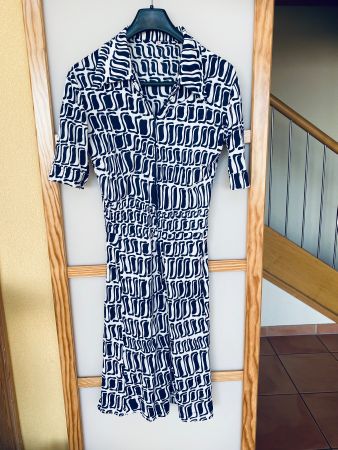 Magnifique robe neuve boutique Envoi possible/ Versand
