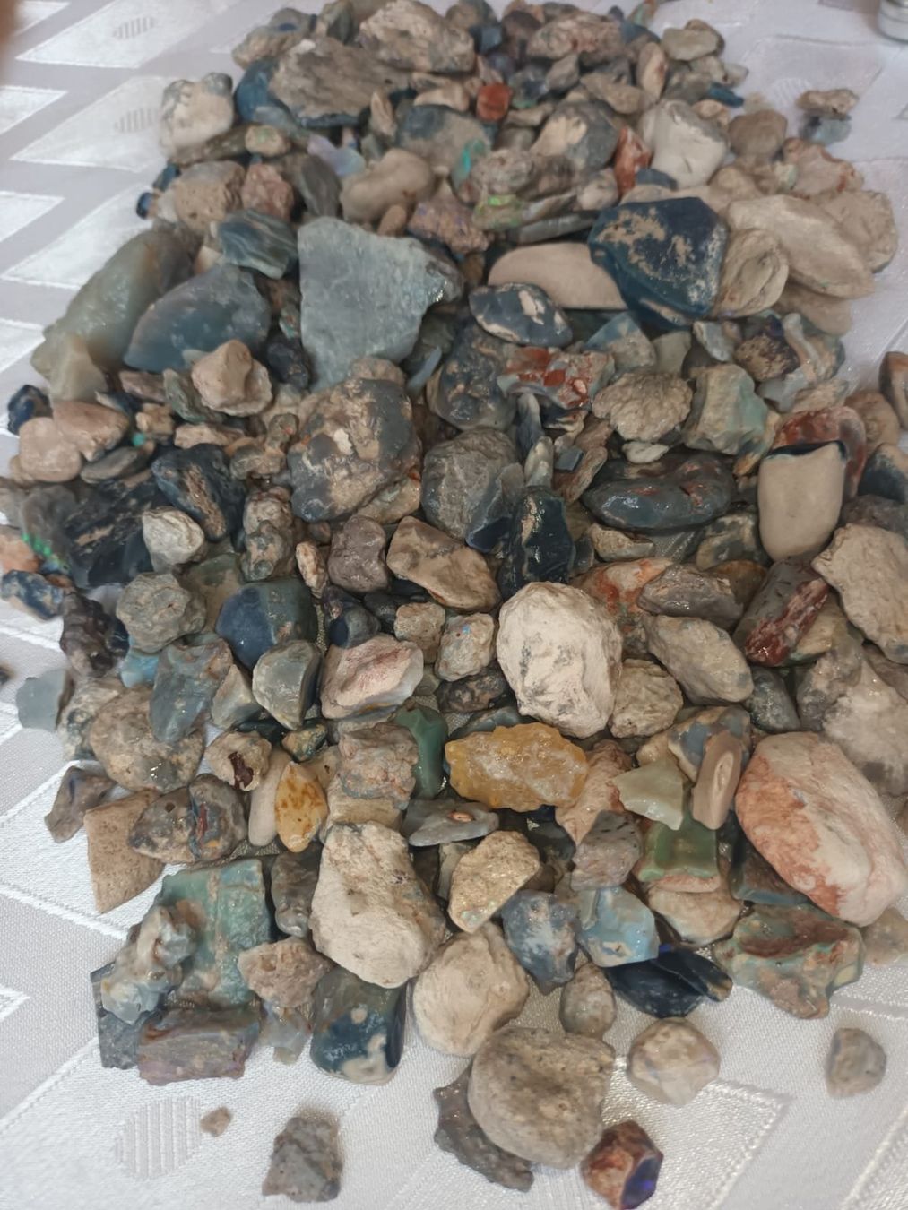 Pietre preziose: Lightning Ridge Opal Rough Parcel – 4,000 ct – Nuovo (secondo la descrizione) da zuerich venduto da Jewlsdesign 4