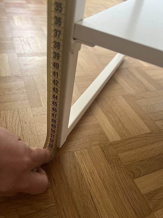 Tische: Moderner Beistelltisch mit Schublade – Gebraucht aus Basel von Eyla 1