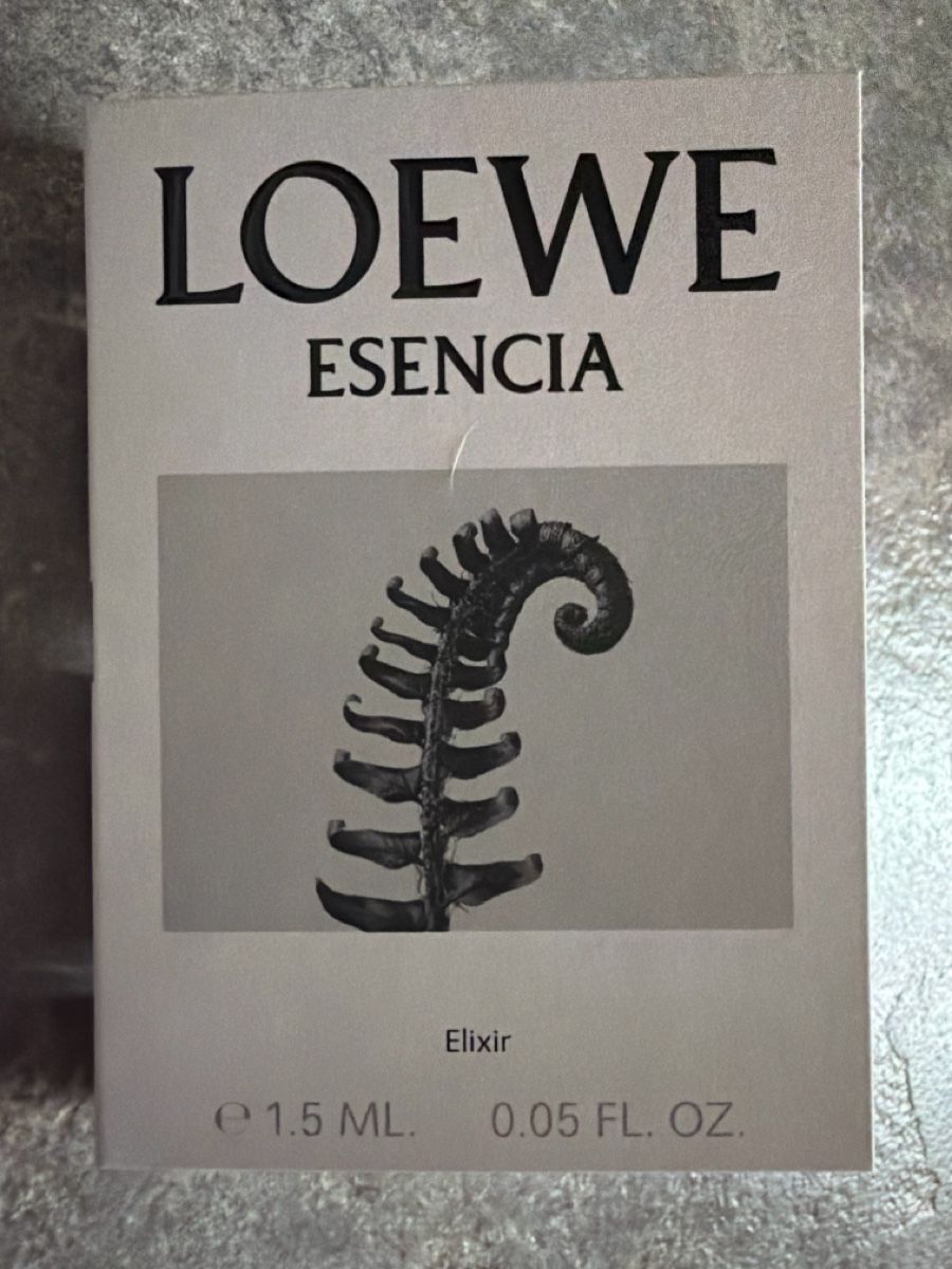 Loewe Profumi & Eau de Toilette: LOEWE Esencia Elixir Duftprobe 1.5ml neu – Nuovo (secondo la descrizione) da Wangs venduto da Haselika