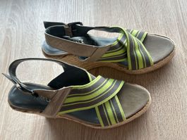 Sandalen Keilabsatz olive/gelb von Marc Cain Gr. 40