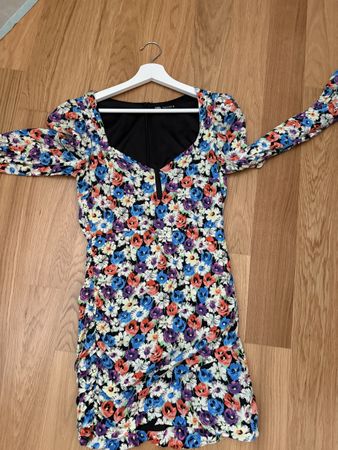 Kurzes Kleid Blumenmuster S
