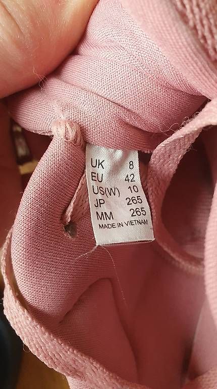 Scarpe da donna: Helly Hansen Damen-Sneaker | Gr. 42 | 3x getragen – Usato da Kirchberg BE venduto da bvonallmen 5