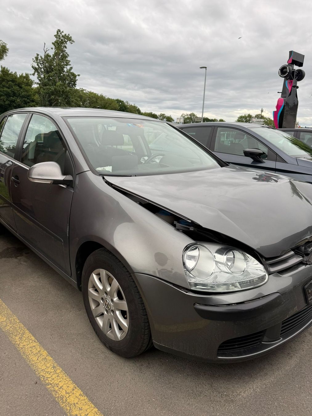 VW Automobili: Volkswagen Golf 5 1.6 FSI Accidentée – Difettoso da Orbe venduto da Sdcr 1