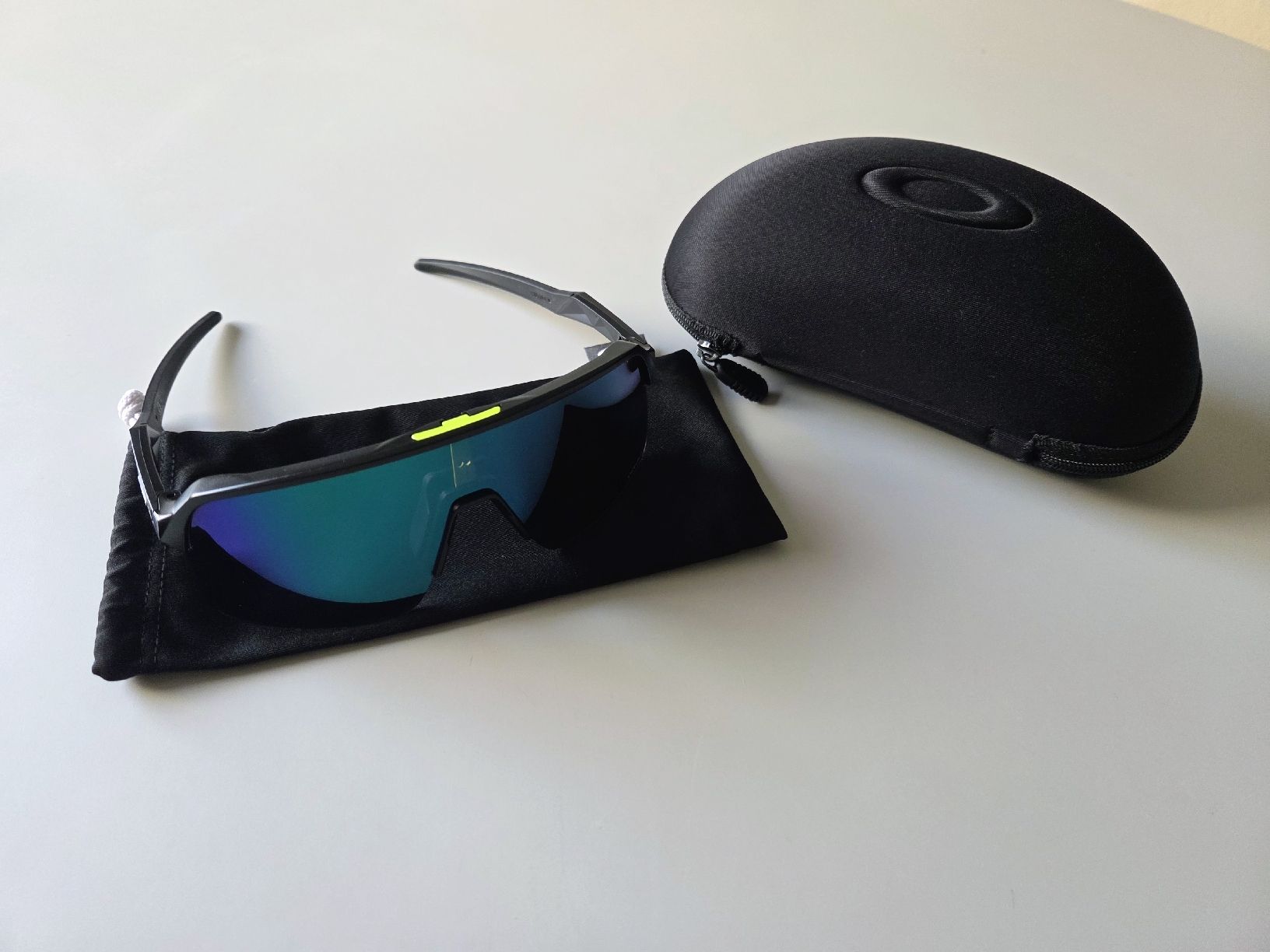 Oakley Brillen & Gläser: Oakley Sutro Lite, Sportsonnenbrille – Neu (gemäss Beschreibung) aus Schaffhausen von Octo2