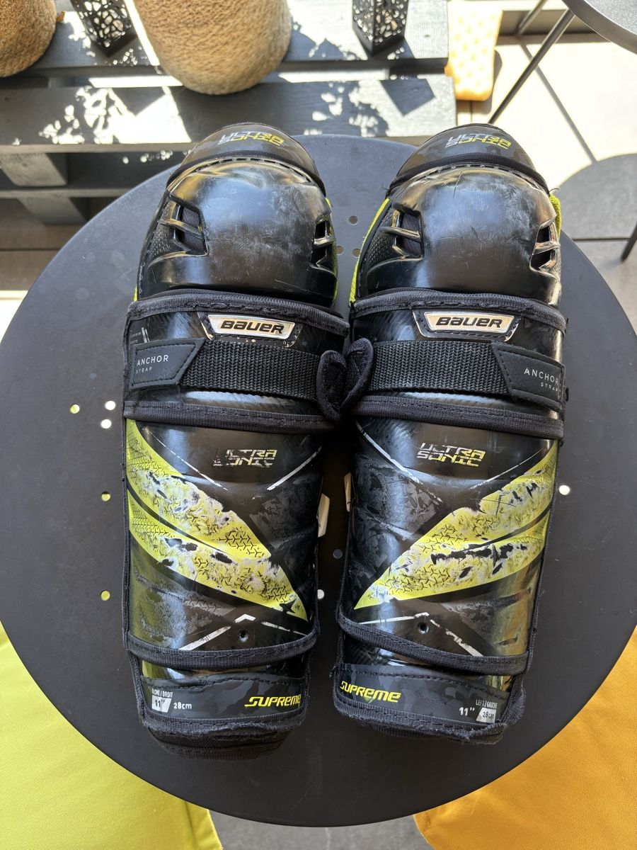 Bauer Protections: Bauer UltraSonic Schienbeinschoner – D'occasion à La Tour-de-Trême par ValGruyere 3