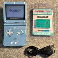 Gameboy Advance SP – Pearl Blue | Neue Batterie & USB