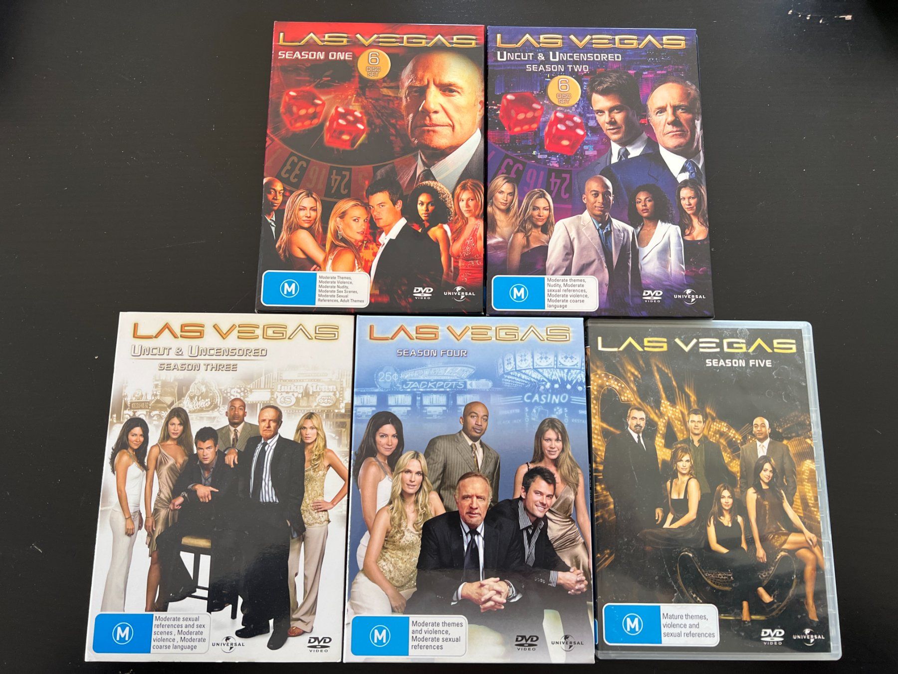 Tutti i DVDs: 12 coffrets Bones, Californication, Las Vegas, One tree hill – Usato da Murist venduto da kalmec 1