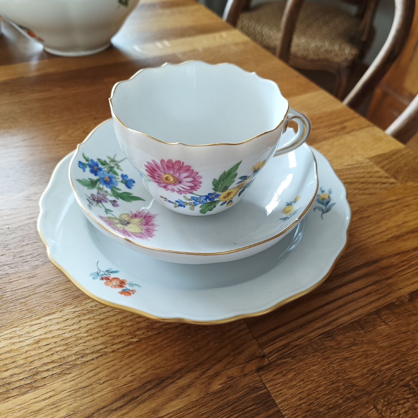Set di piatti: Meissen Sammeltasse mit Teller – Nuovo (secondo la descrizione) da Worb venduto da aljady